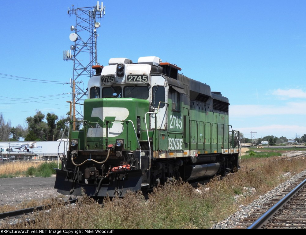 BNSF 2745